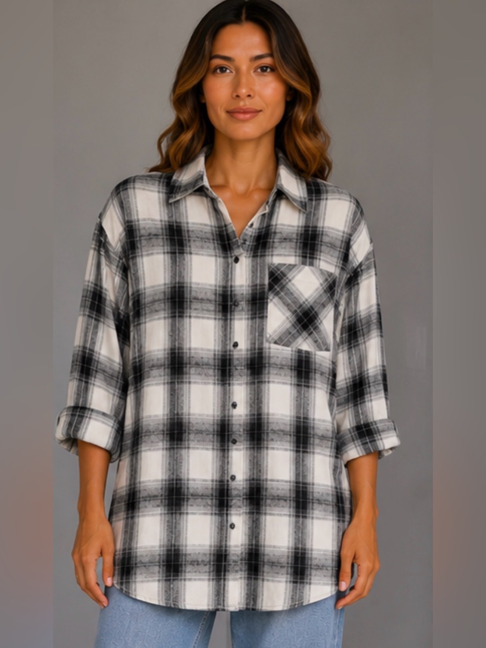 Anthro Dress Forum White and navy Plaid Relaxed Button-Front Shirt size med
